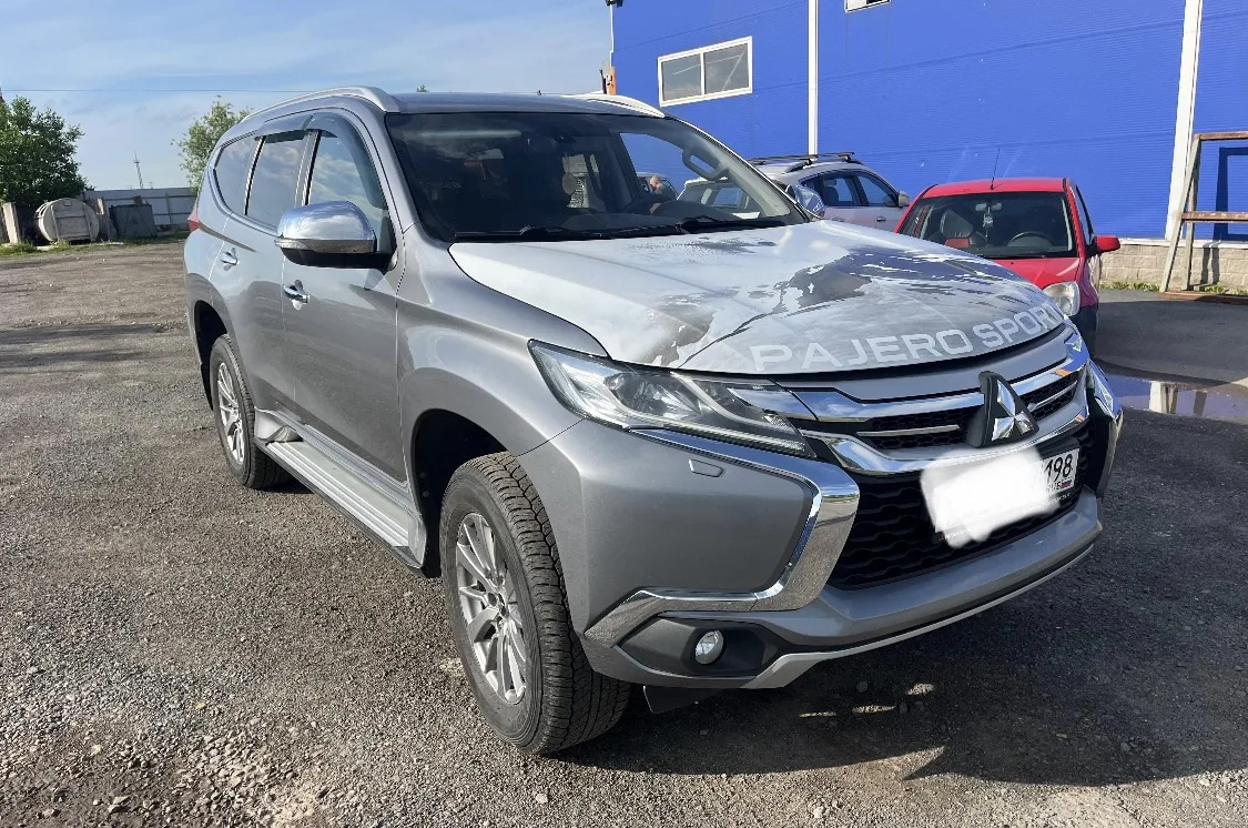 В Санкт-Петербурге осмотрели Mitsubishi Pajero Sport 2019 года, бензин, пробег 150 тыс км.
За авто ж