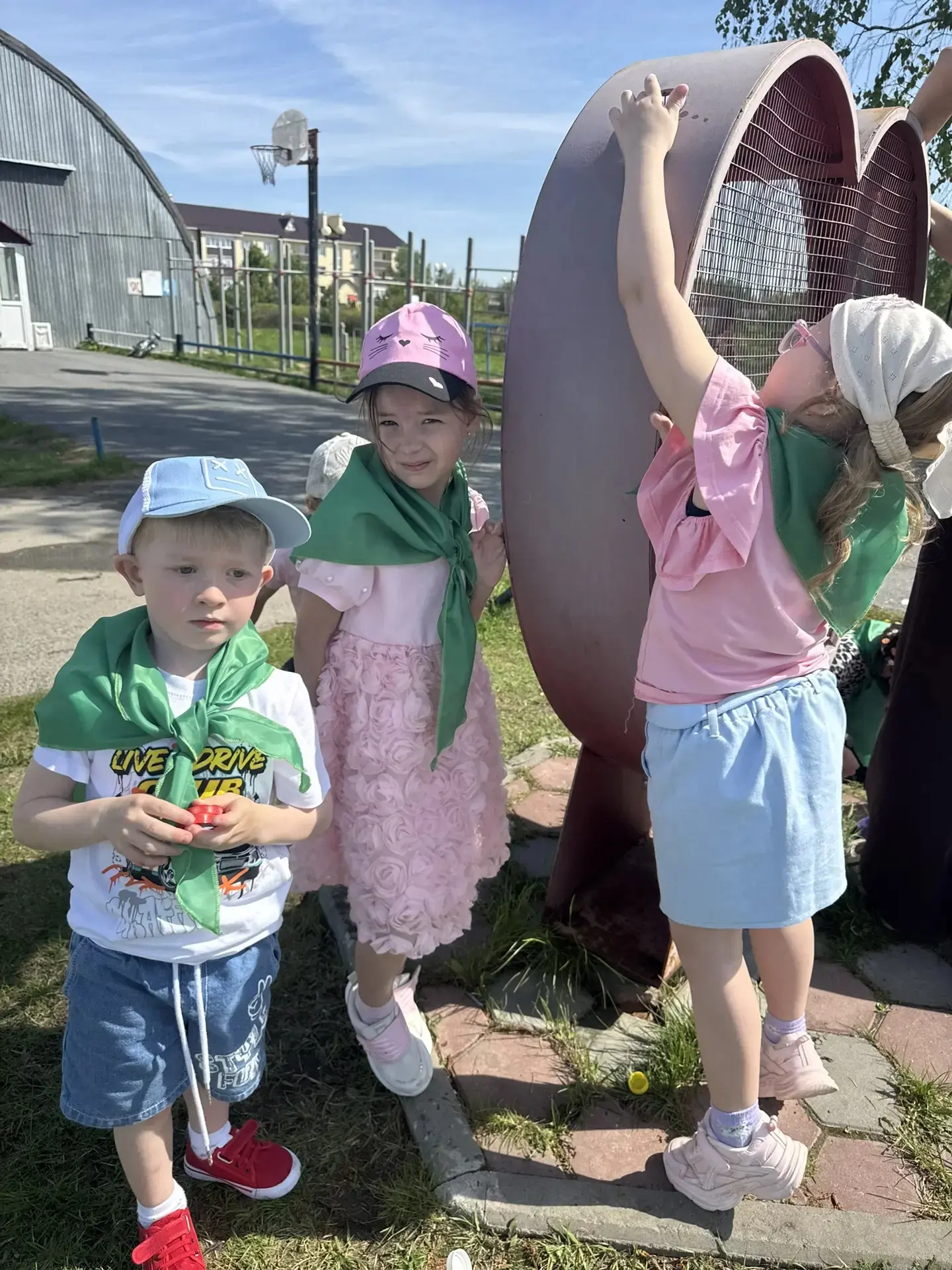🌍♻️ Маленькие шаги для большой планеты

В рамках празднования Дня эколога и в преддверии празднован