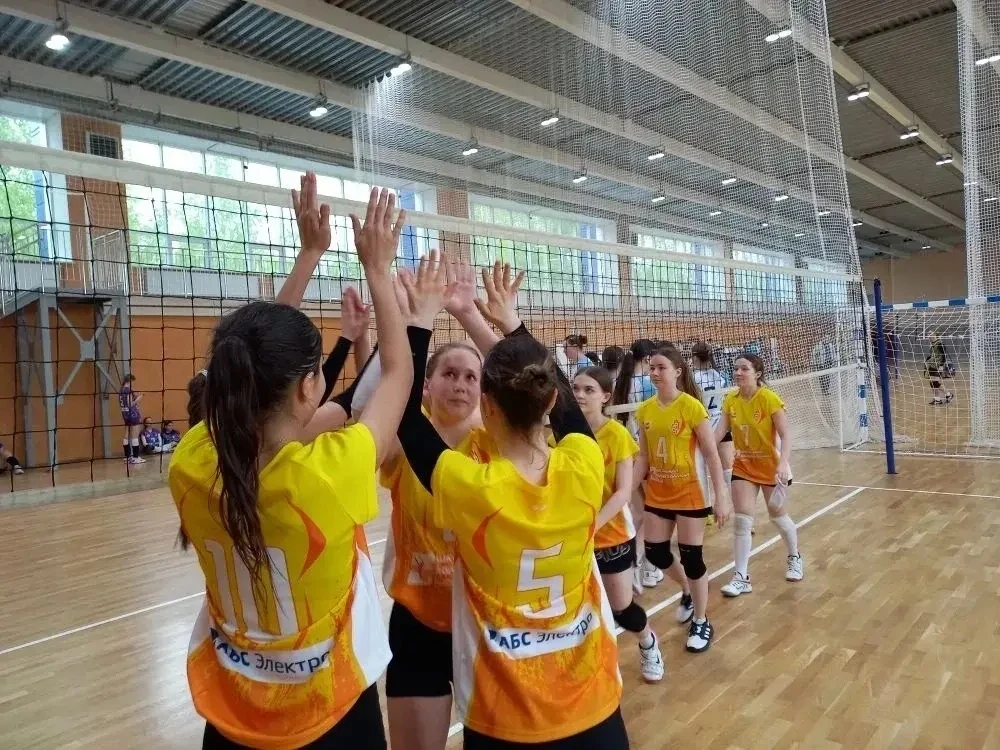 Волейболистки чебоксарского лицея №4 - чемпионы Школьной лиги Чувашии 💪🏻🏀  Команда девушек МАОУ «Лиц