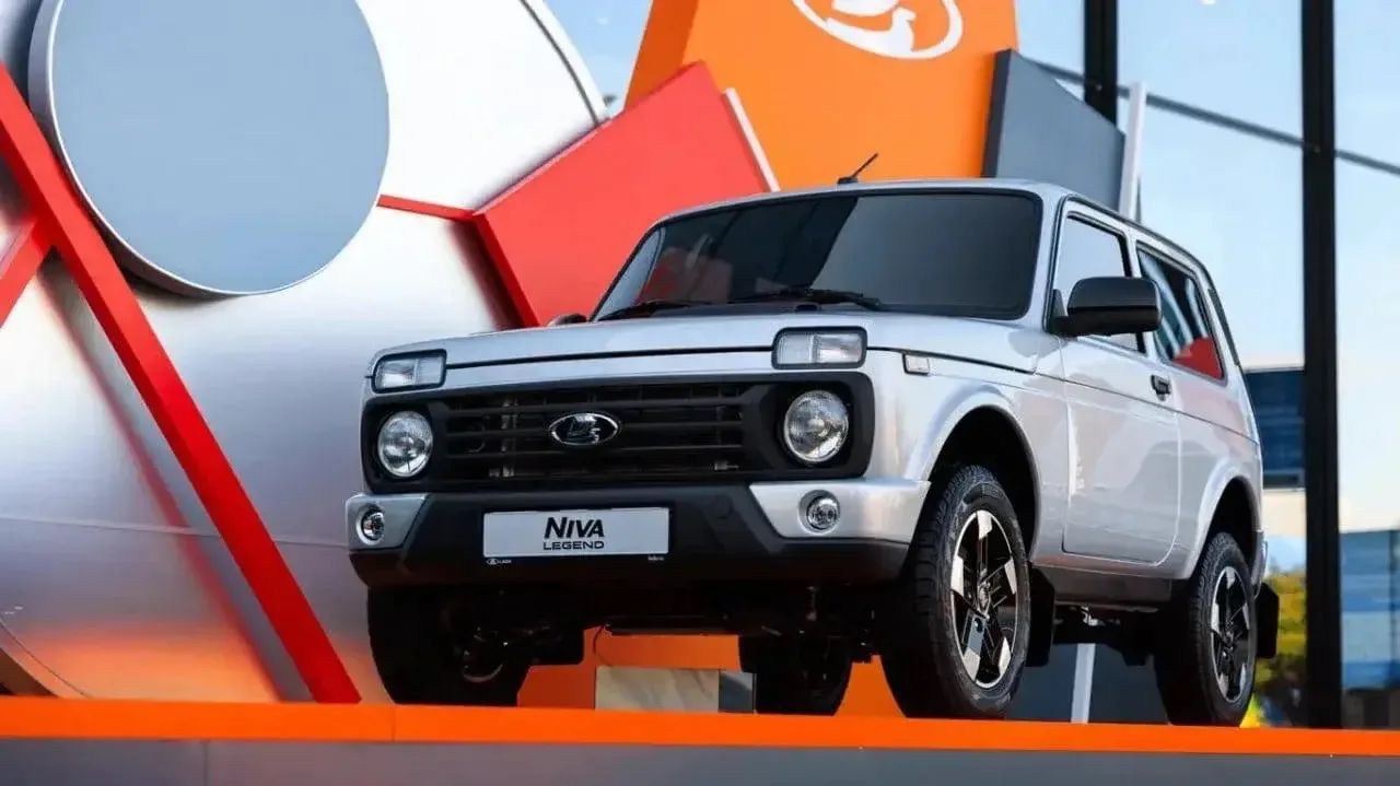💁‍♂️На ПМЭФ также показали новую Lada Niva Legend