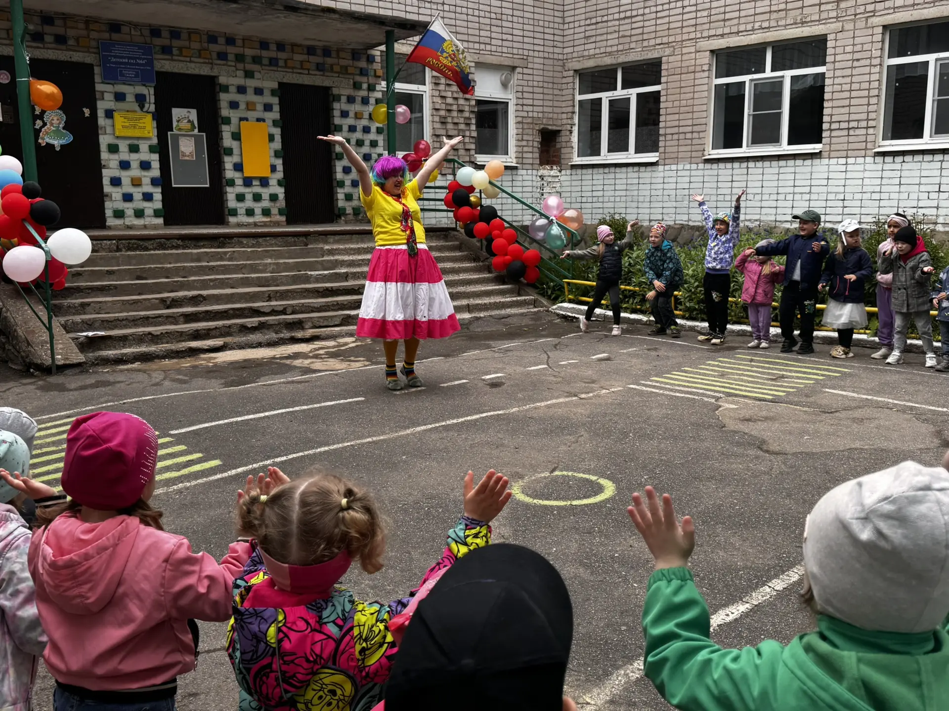 Здравствуй, лето!🌞 
В детском саду прошел летний праздник, посвященный Дню защиты детей и началу ле
