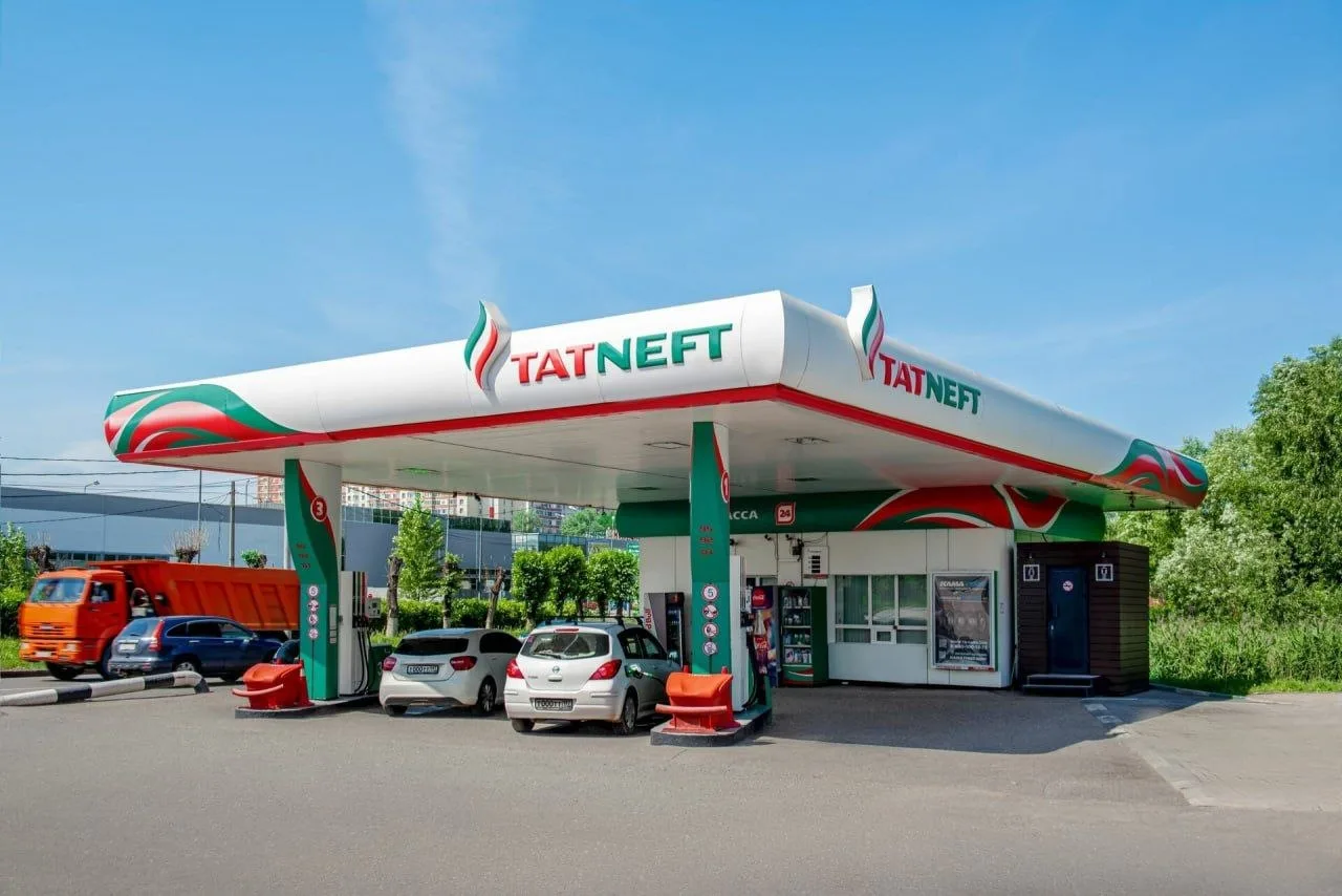 В Омской области на АЗС «Татнефть» ввели лимиты на топливо и отключили оплату картой ⛽️

Теперь в ре