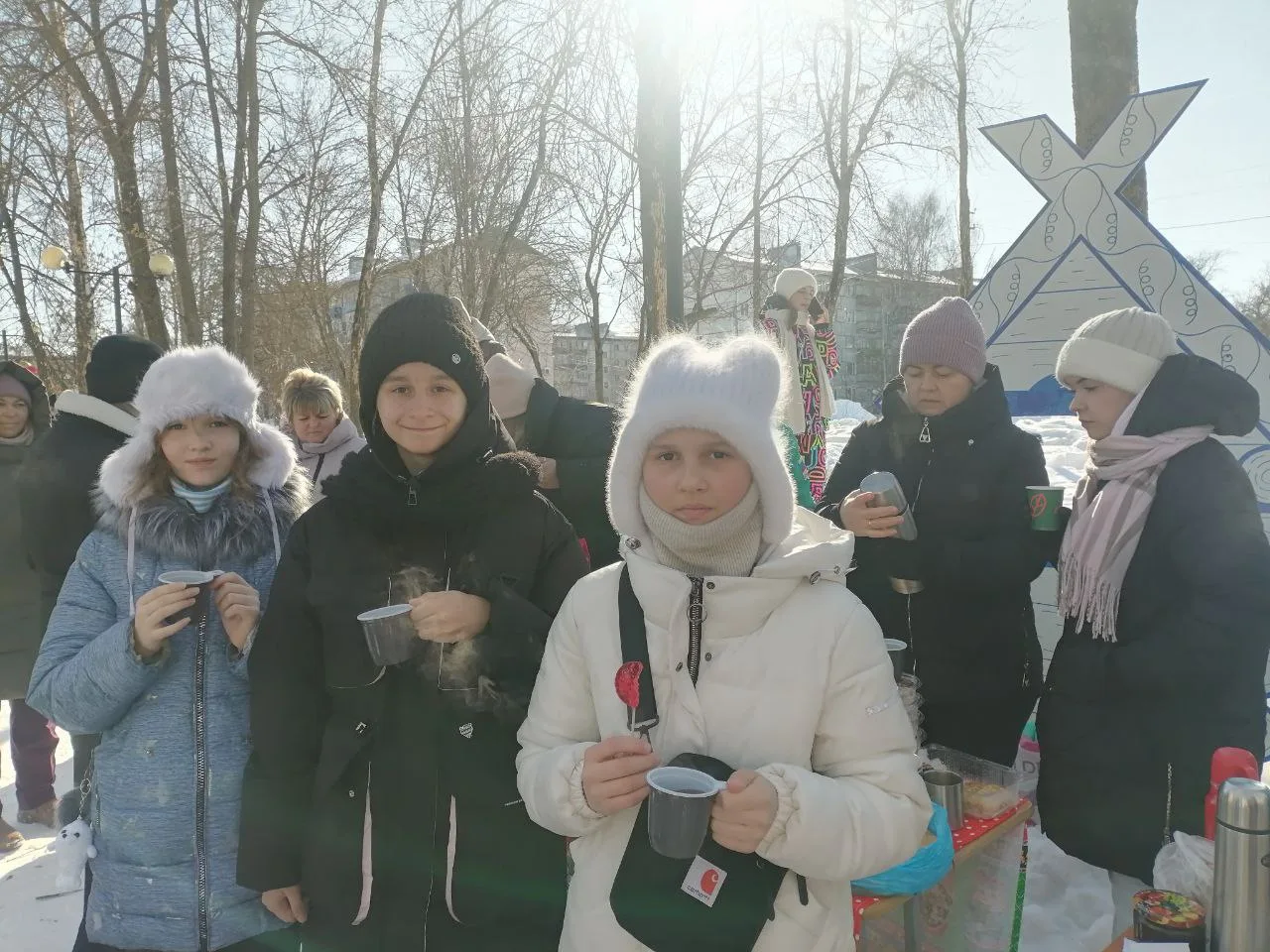 🥞 Гуляй, народ, Масленица у ворот! Школьная ярмарка в Чемодановке!  В МАОУ СОШ имени С.Е. Кузнецова 