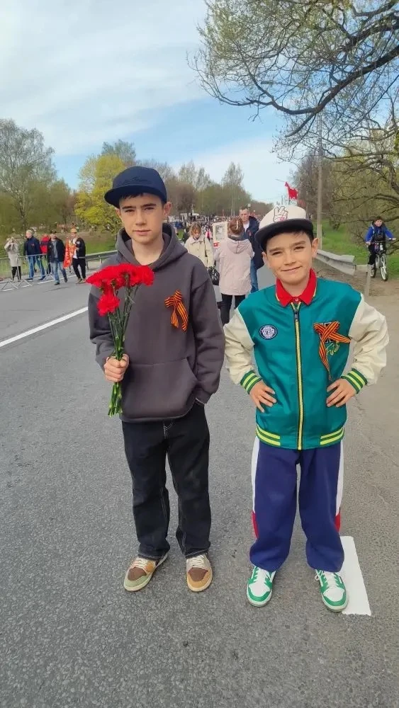 Продолжаем праздничную фотоподборку!  С Праздником, дорогие друзья!