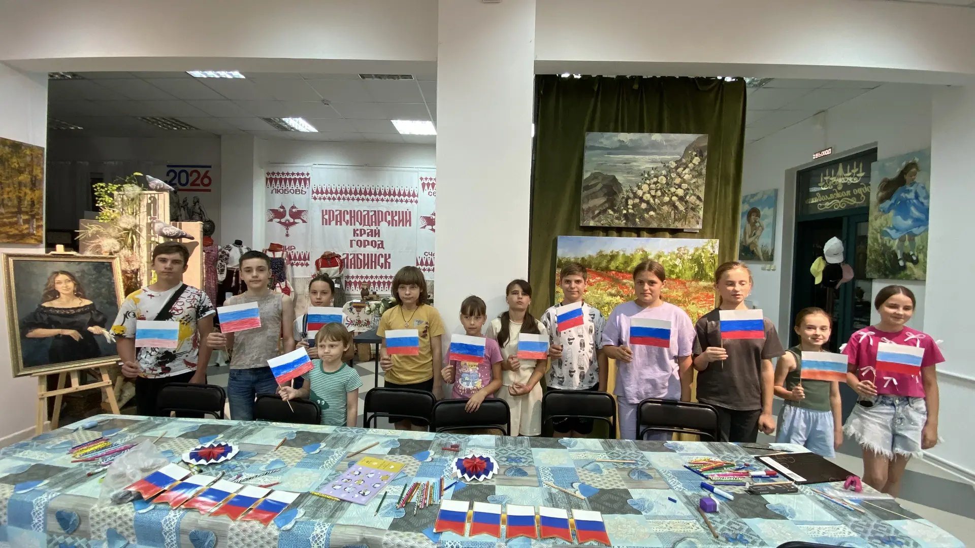 В преддверии празднования «Дня государственного флага  Российской Федерации» в Выставоч...