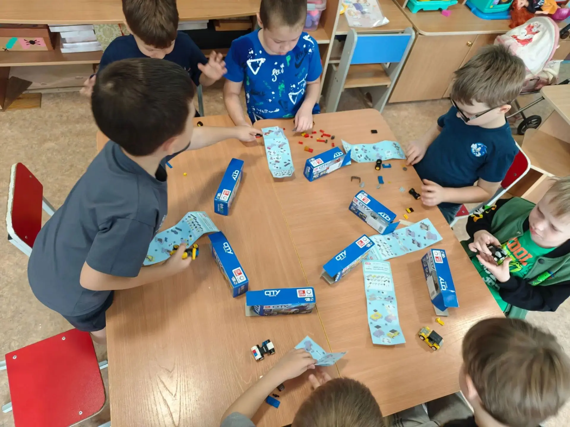 🏗️ Маленькие инженеры или почему конструирование так важно в старшей группе?
