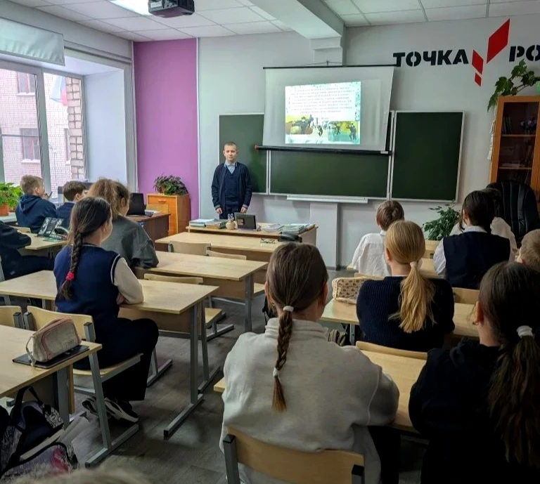АКТИВНОСТИ НЕДЕЛИ 👍  👮‍♂️ В 5Г прошёл классный час, посвящённый профессии сотрудников правоохранител