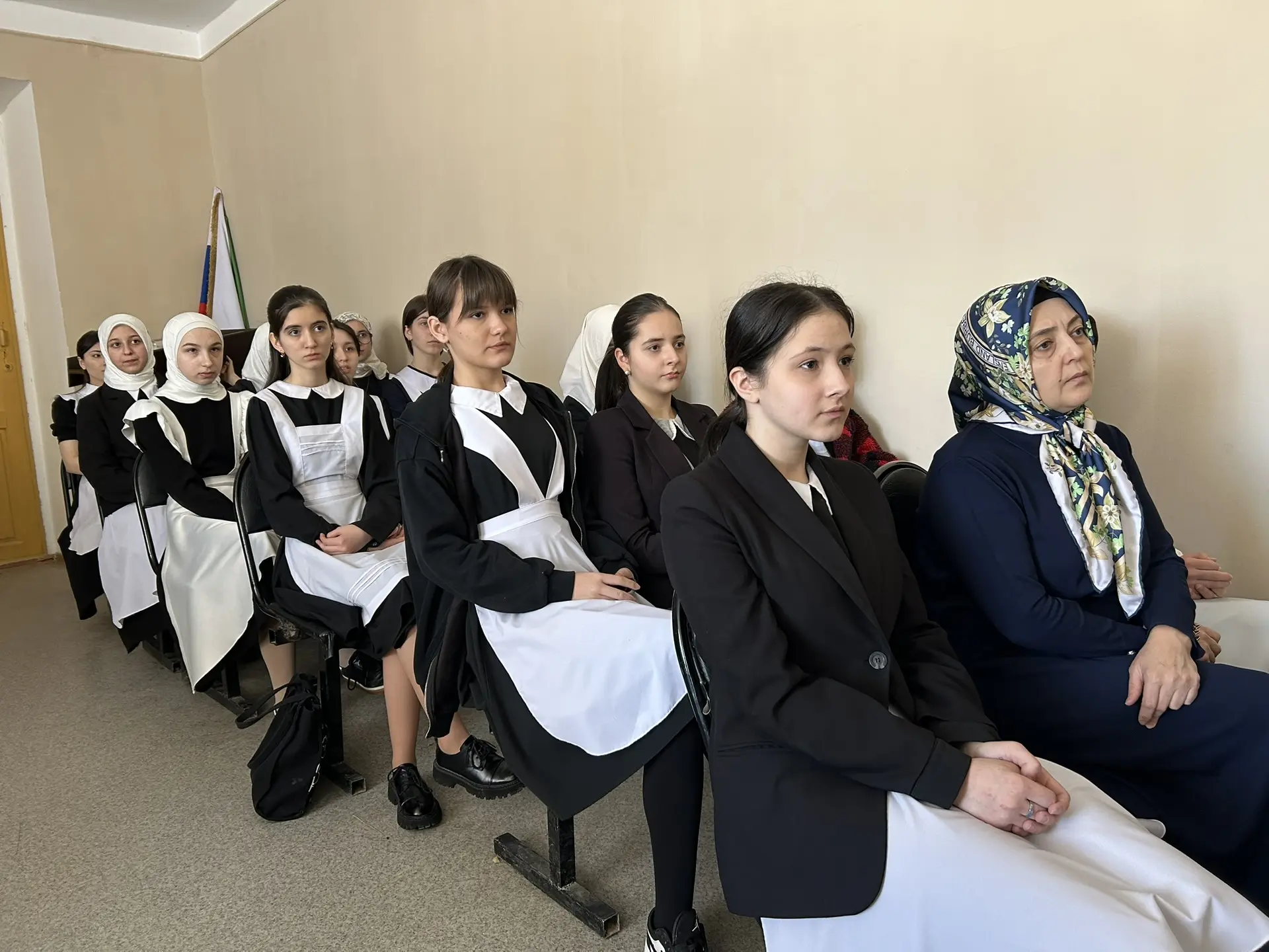 В Зубутли-Миатлинской гимназии прошла важная профилактическая беседа, направленная на нравственное в