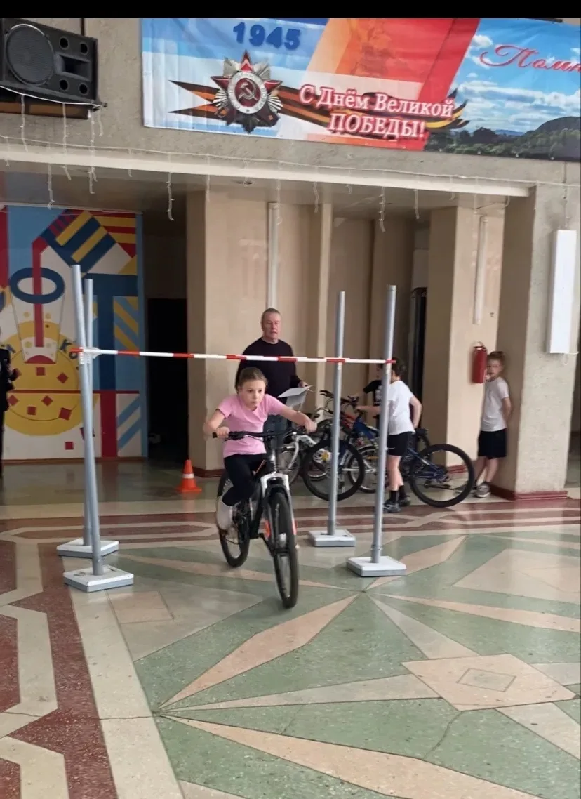 🥇Отряд ЮИД 3 класса Б Гимназии одержал победу в городском конкурсе «В лучах светофора  — 2026»  🚦14 