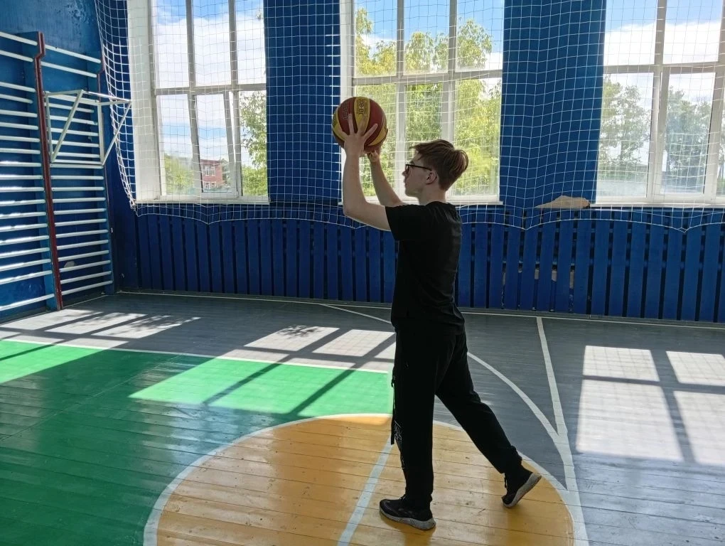 🏀 «Солнечный круг» — день баскетбола в техникуме! 🌞