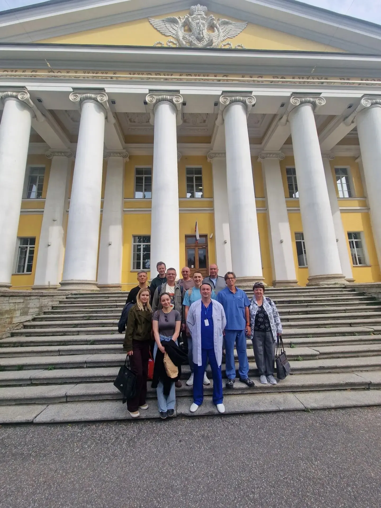 18 августа нашу больницу посетили преподаватели кафедр анестезиологии и реаниматологии ...