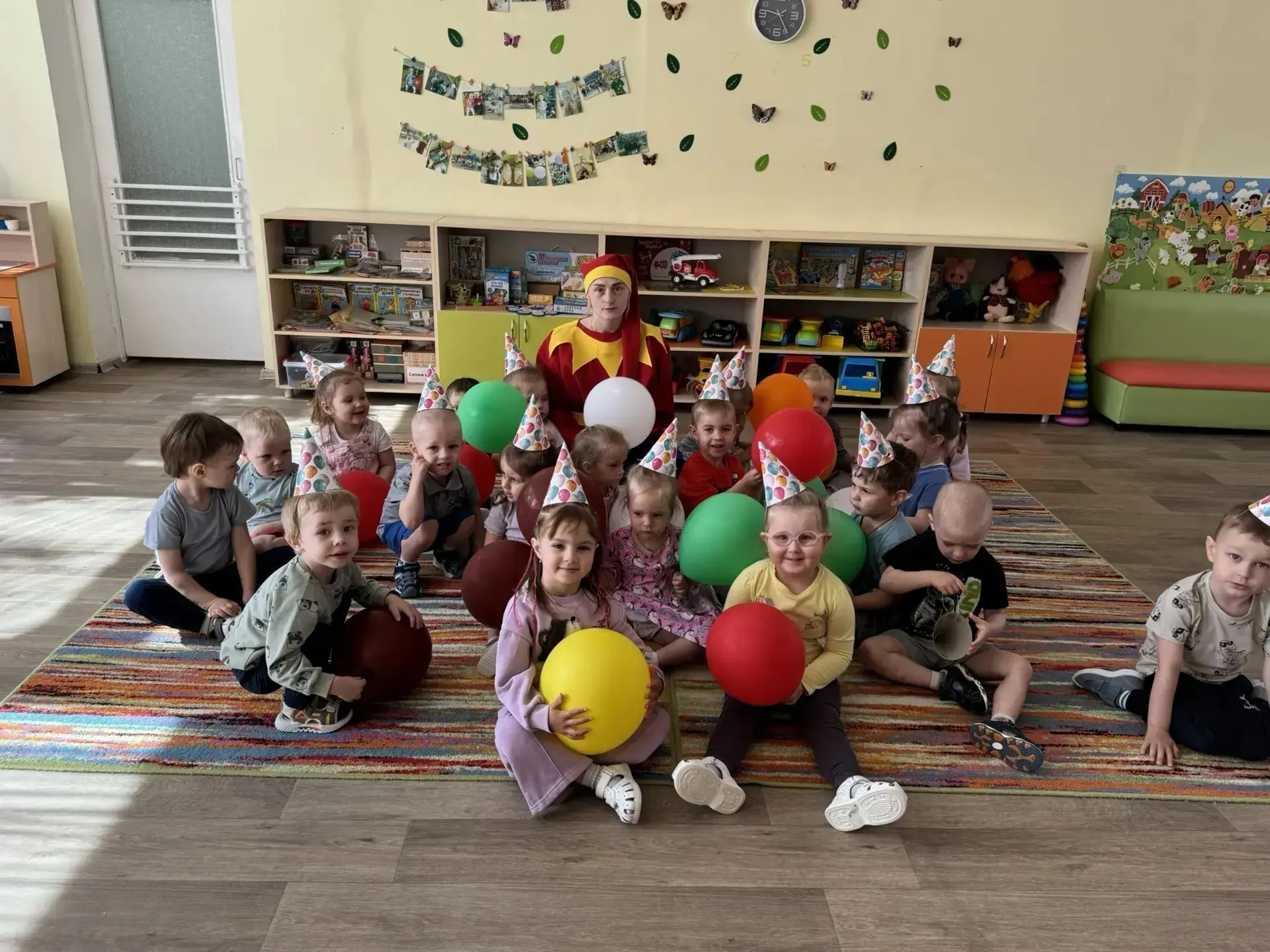 1 июня — День защиты детей! 

☀🌈Главный праздник детства прошёл в группе "Одуванчики" с настоящим л