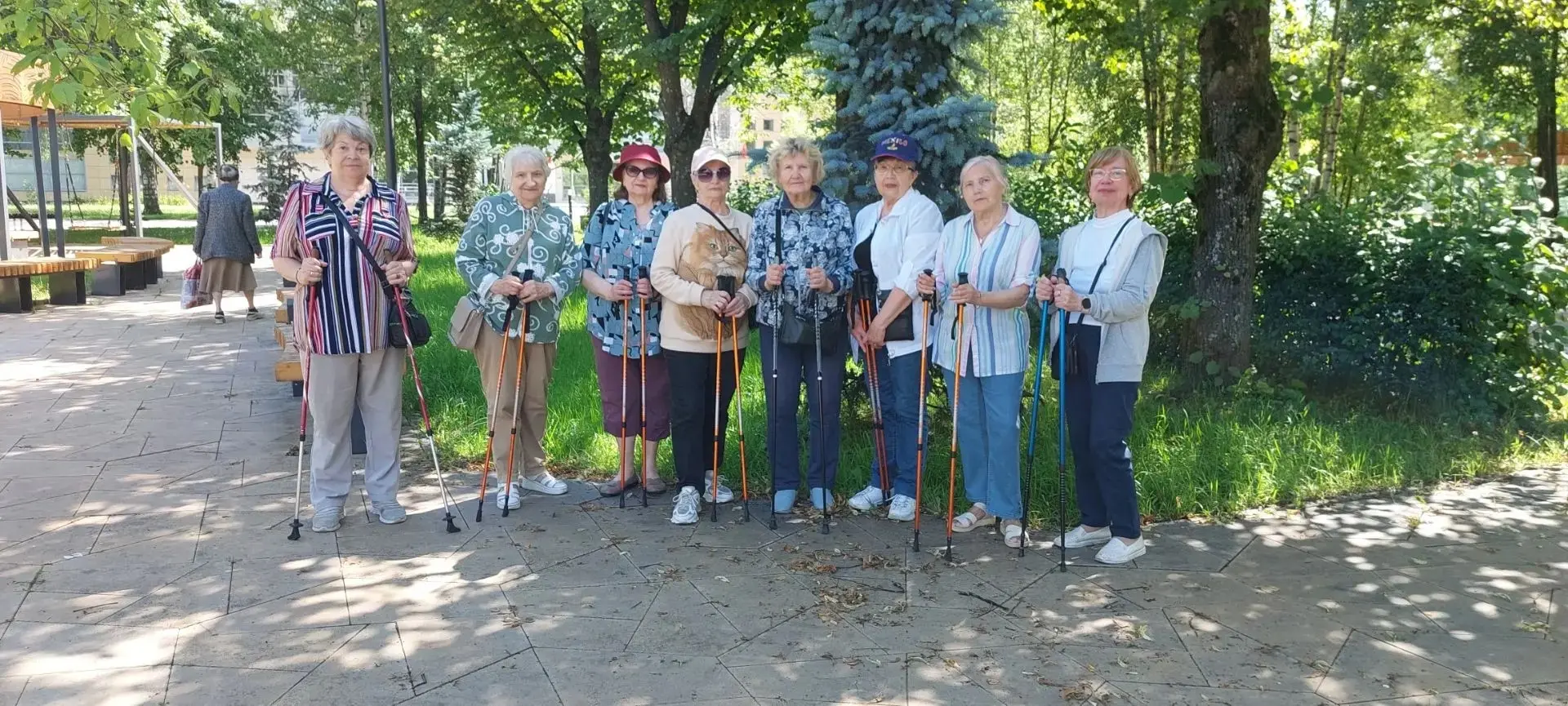Специалист по социальной работе социально-досугового
отделения граждан пожилого возраста Комплексног