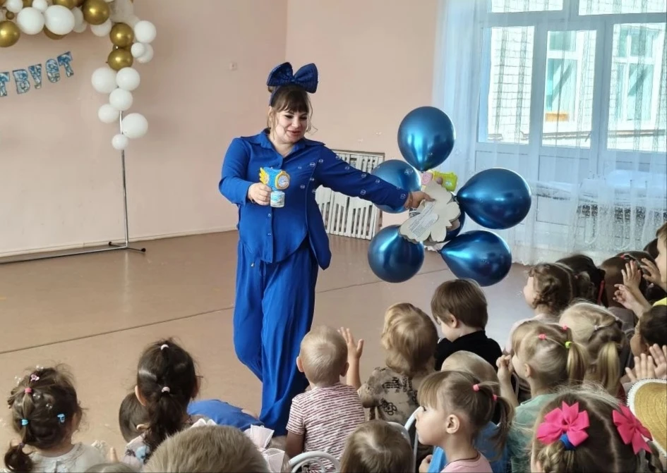 1 июня– День защиты детей – праздник счастливого детства. 
Это весёлый и радостный праздник для всех
