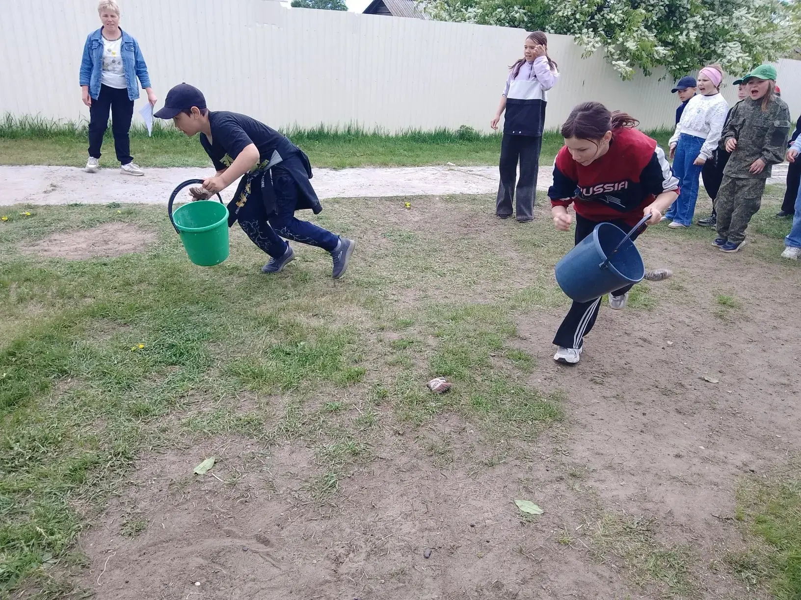 День седьмой прошел под девизом "Спорт это счастье , здоровье и смех 🥎"