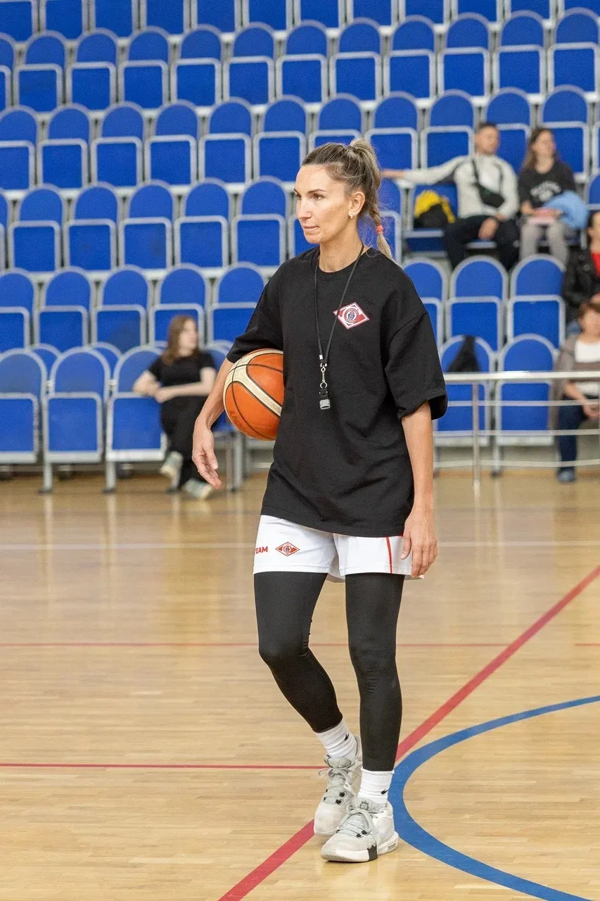 Контроль, ловкость, скорость   🏀У наших ребят появилась уникальная возможность поучиться у настоящей