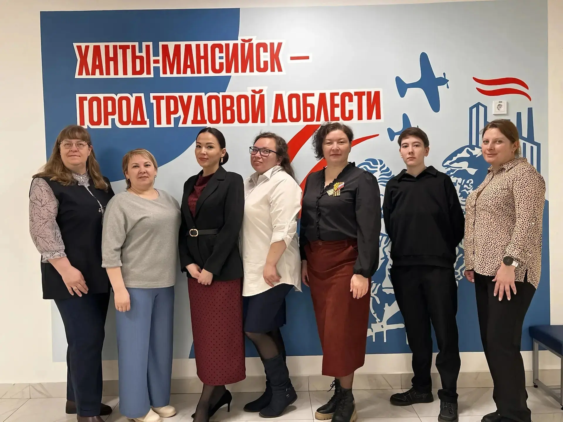 🏫 Сегодня, 28 апреля, наши учителя стали активными участниками городского фестиваля атмосферы сотруд