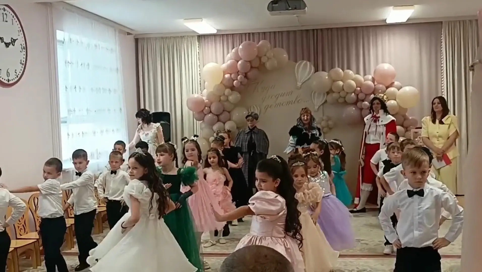 🎓 До свидания, детский сад! Здравствуй, школа!

В нашем первичном отделении сейчас царит особая атм