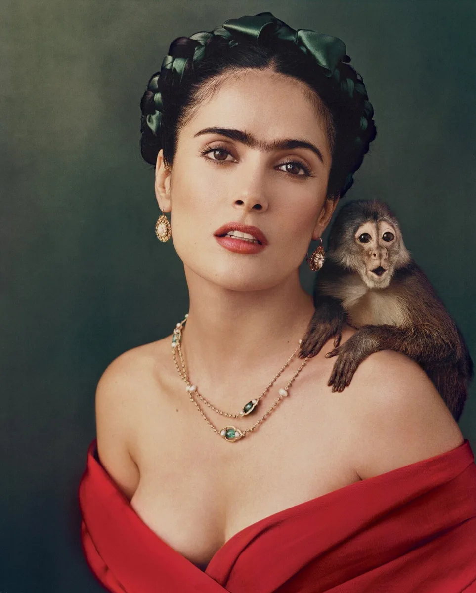 Энни Лейбовиц — живая легенда мировой фотографии. Она начинала в Rolling Stone в 70-х, а позже стала