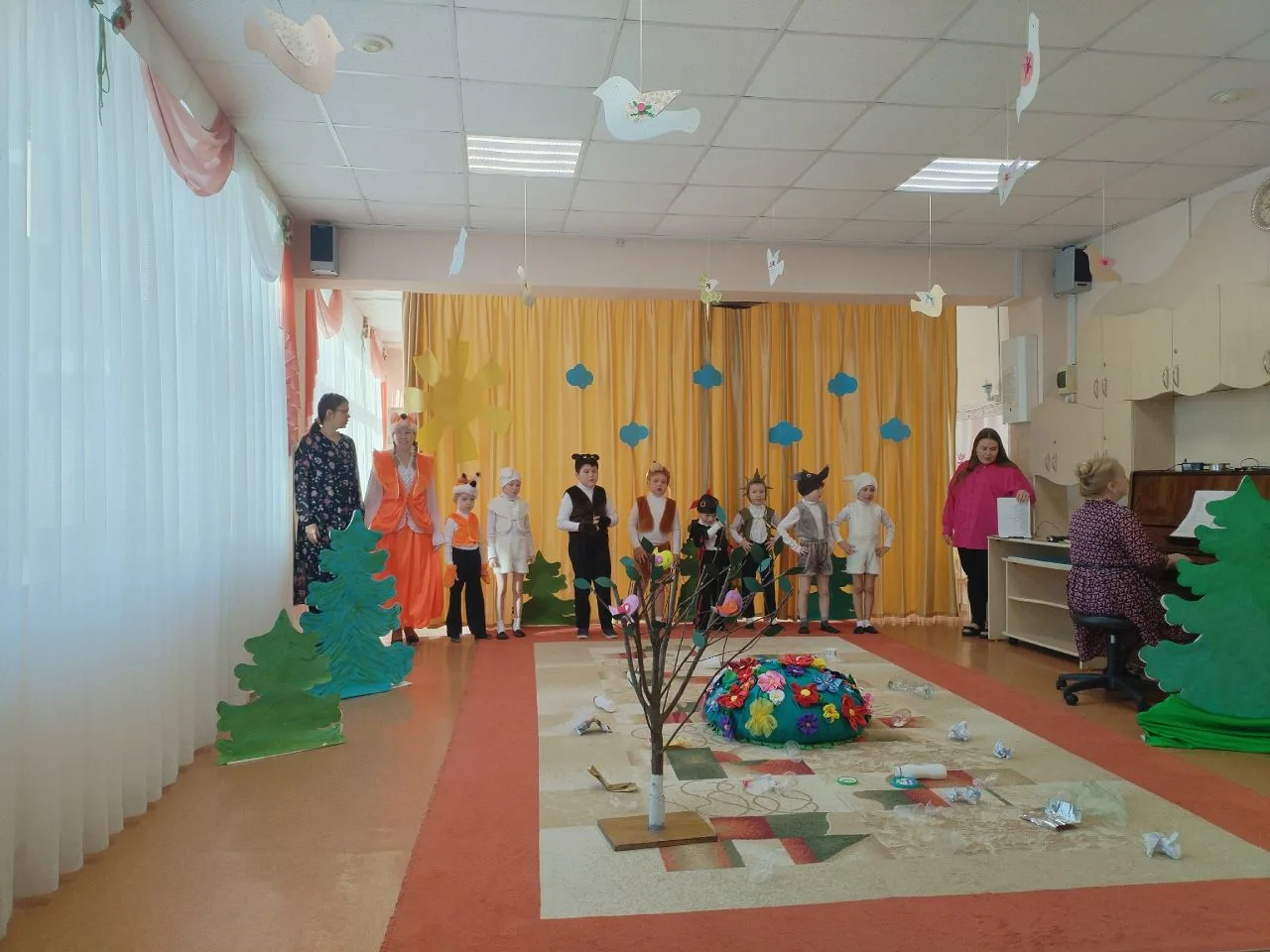 26 марта, в нашем детском саду 🏫 состоялся первый в этом сезоне показ сказок 🧸. Откры...
