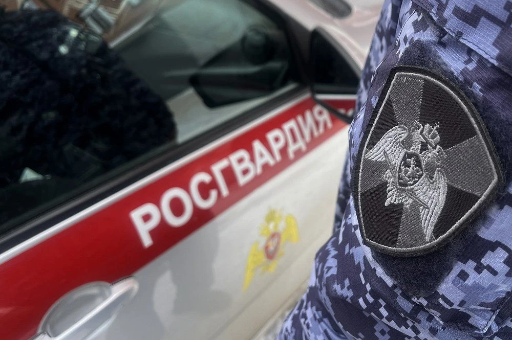 В Адыгее задержали автомобильных воров, вскрывавших машины премиум-класса.
 
Сотрудники спецподразде
