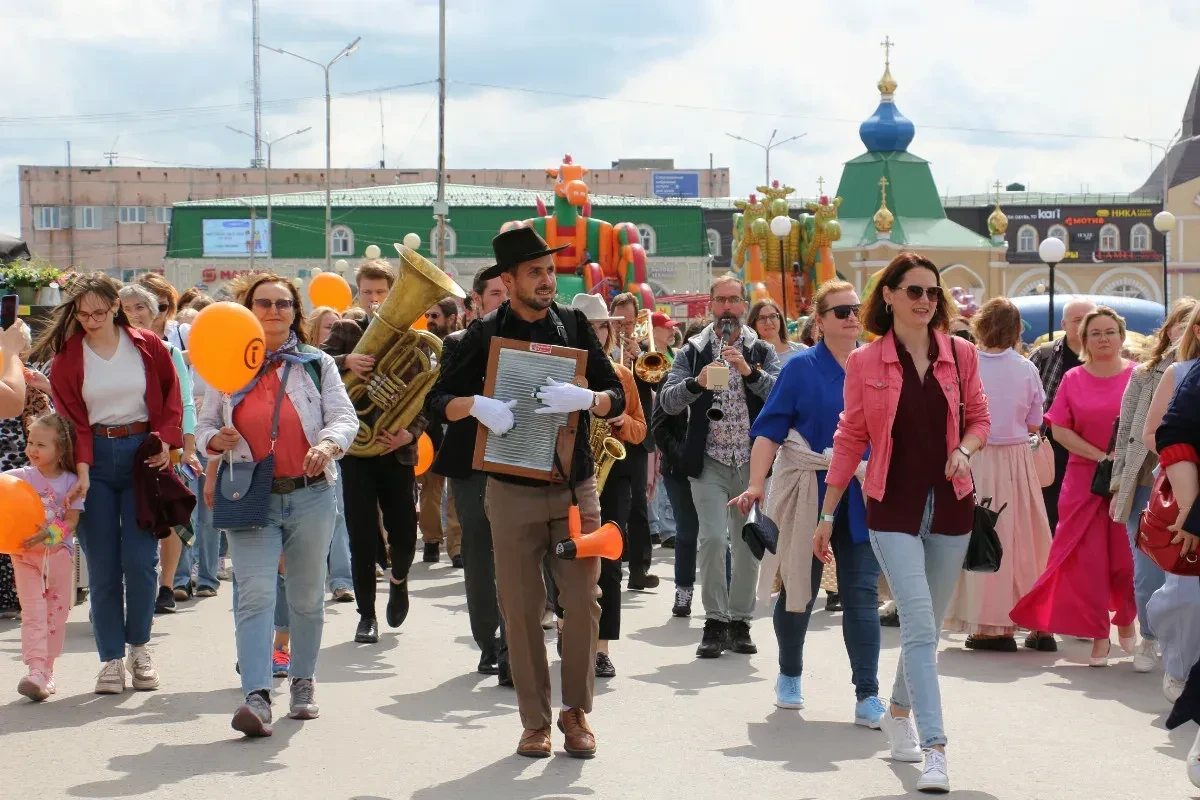 Фестиваль джаза в Камышлове и Уральский Марс

📅 8 августа
Сценарий идеального летнего выходного: ув