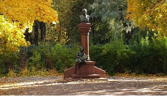 Для этой девушки нет слова «не могу».

Выпускница школы-интерната № 1 им. К.К. Грота для слепых и сл