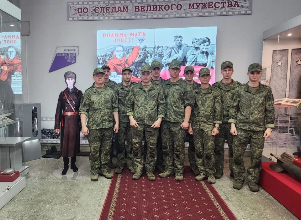 🏛️ Обзорная экскурсия в музее: знакомство курсантов с историей Кавказского района! 

Сегодня Истори