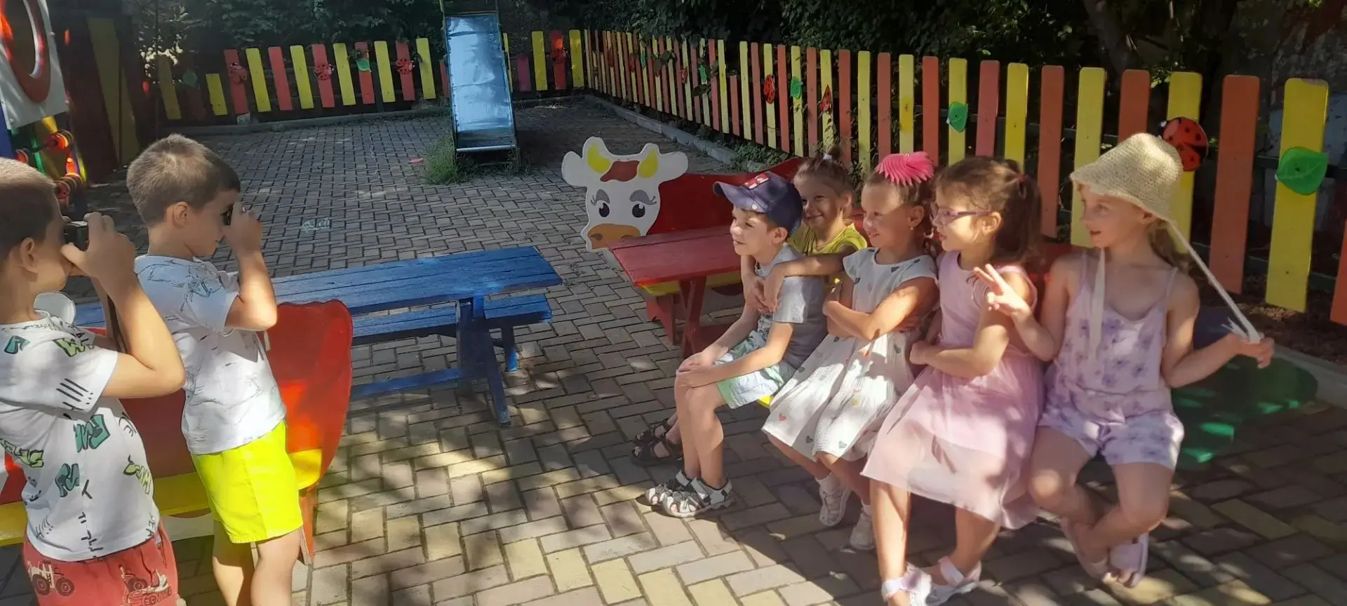 💁‍♀️День фотографа в старшей группе детского сада отмечают как профессионалы в работе....