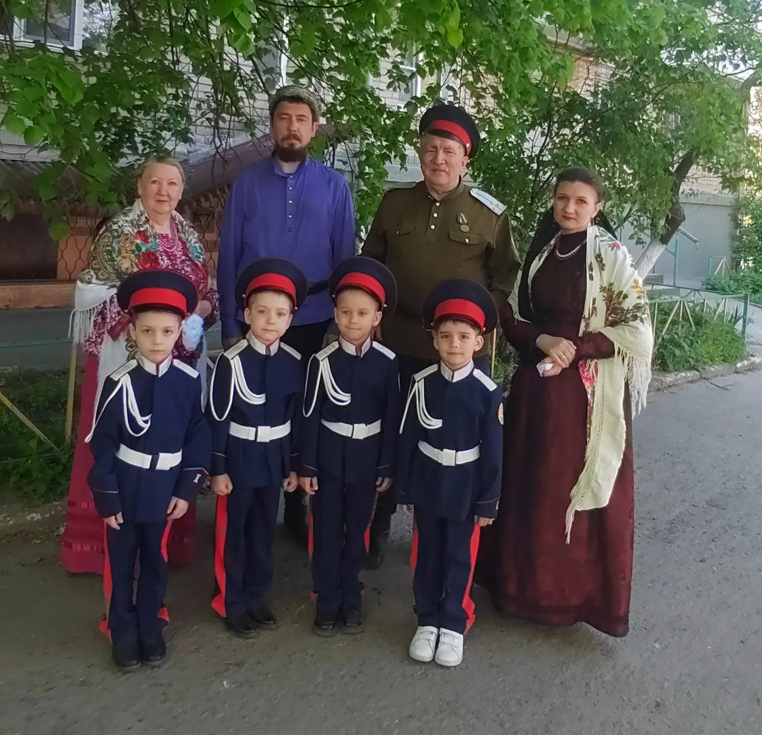 С чего начинается любовь к Родине? С песен, которые поют в родном краю!