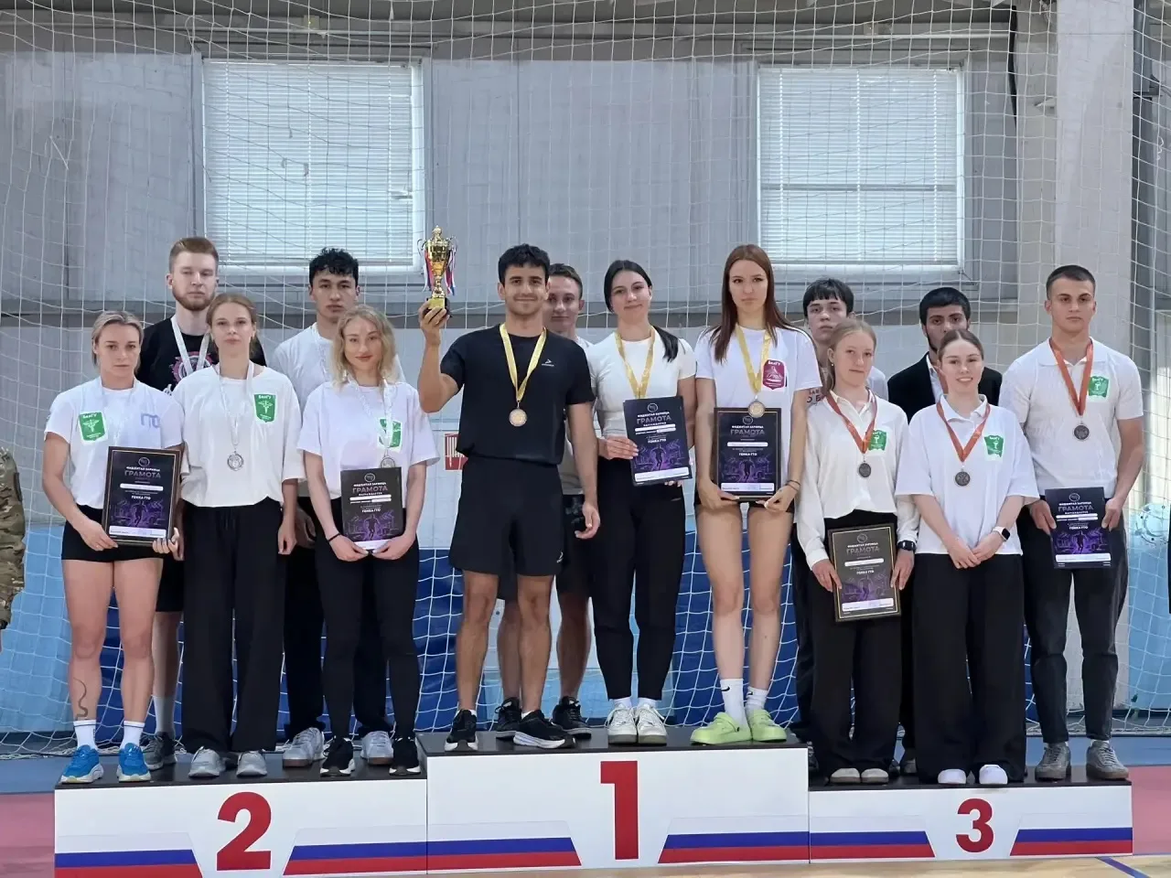 🏆 Гордимся нашим тьютором! Победа в «Фиджитал Зарнице»!  Наш тьютор, студент пединститута БелГУ и ка