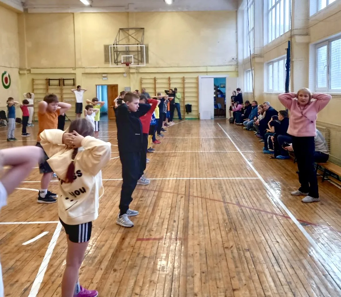 🏃Продолжается сдача нормативов ГТО в нашей школе!  🙋🏻‍♂️🙋🏻‍♀️Ученики вновь демонстрируют свою физиче
