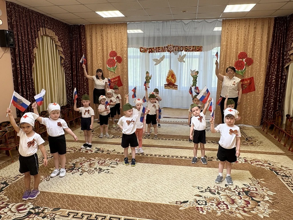 Досуг ко Дню Победы в младшей группе 3-4 «Семицветик»   💫 В преддверии Дня Победы в группе 3-4 «Семи