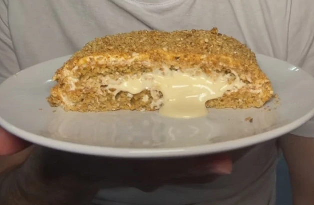 🍯 Тот самый ПП-медовик без муки и сахара 🍰

Да-да, без муки и без сахара, но с мёдом и овсянкой. И