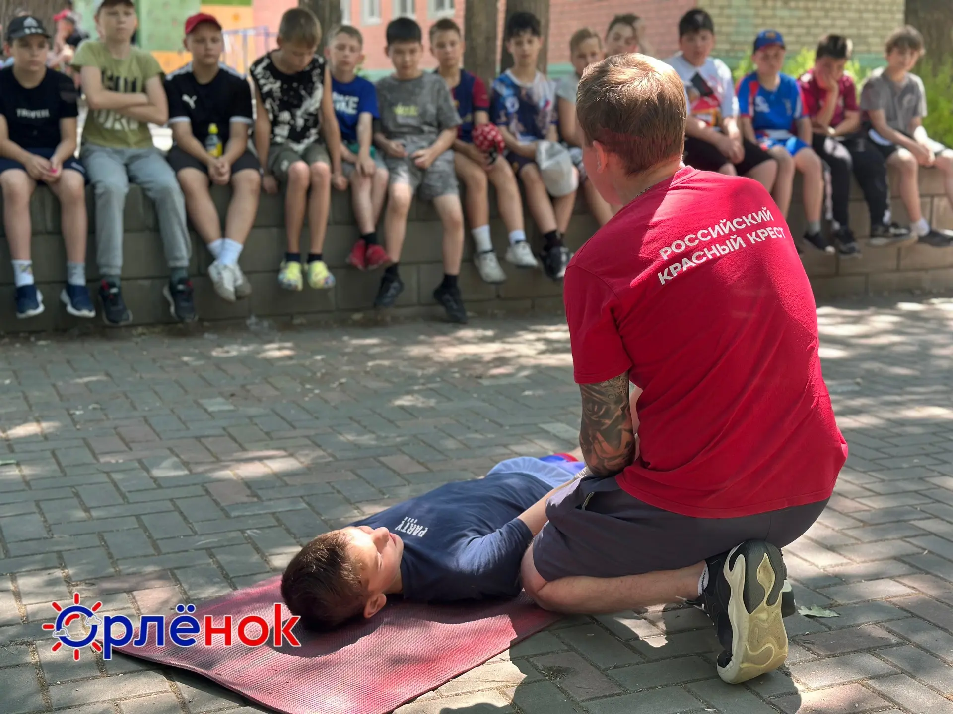 ❤️‍🩹Учимся помогать вместе

12 июня лагерь «Орлёнок» посетили представители организации «Красный Кр