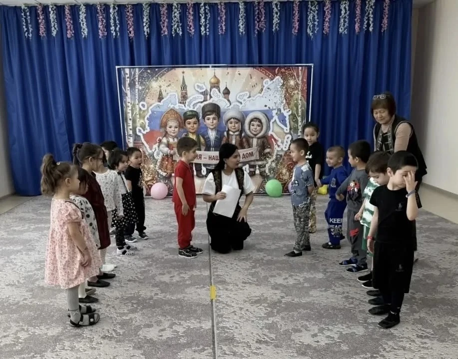 🇷🇺👫 Когда традиции оживают: Единство народов в нашем детском саду «Иньгллт».