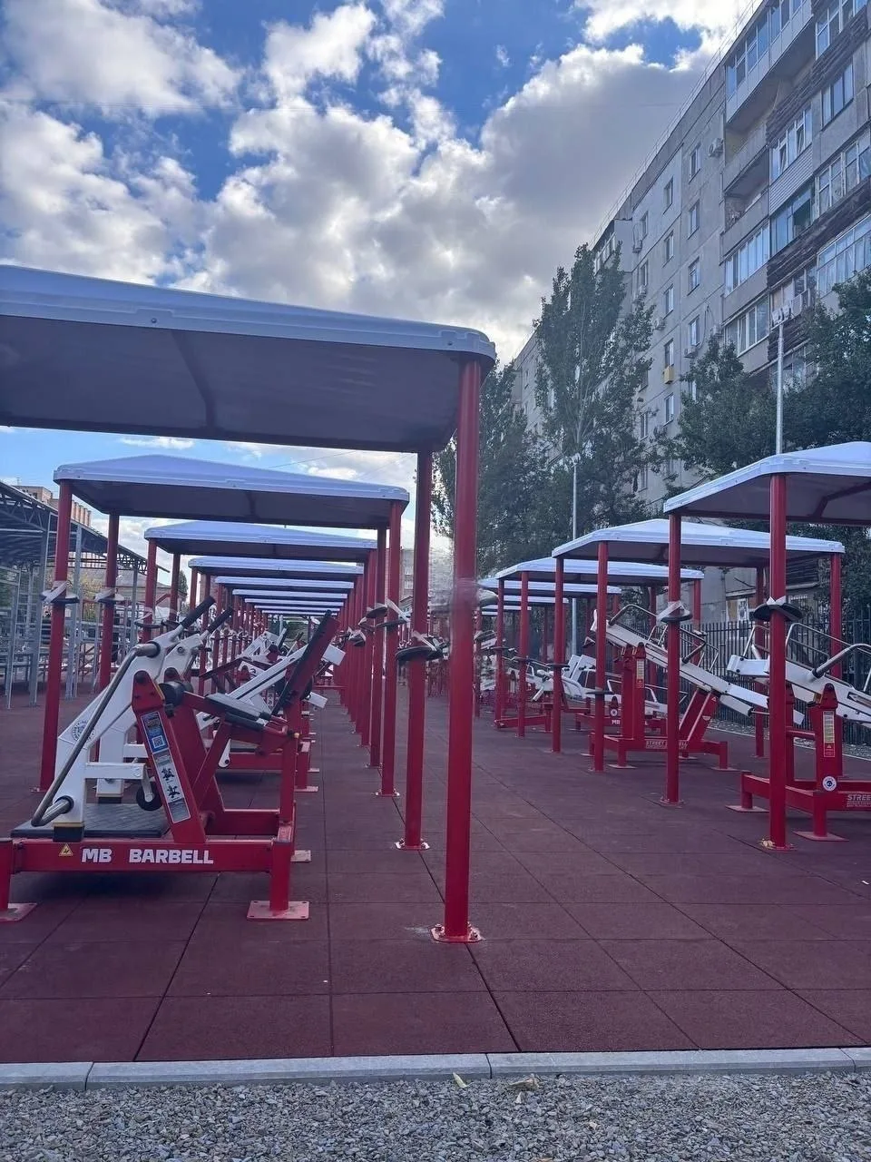 💪🏻 На спортплощадке Педуниверситета установили новые тренажёры