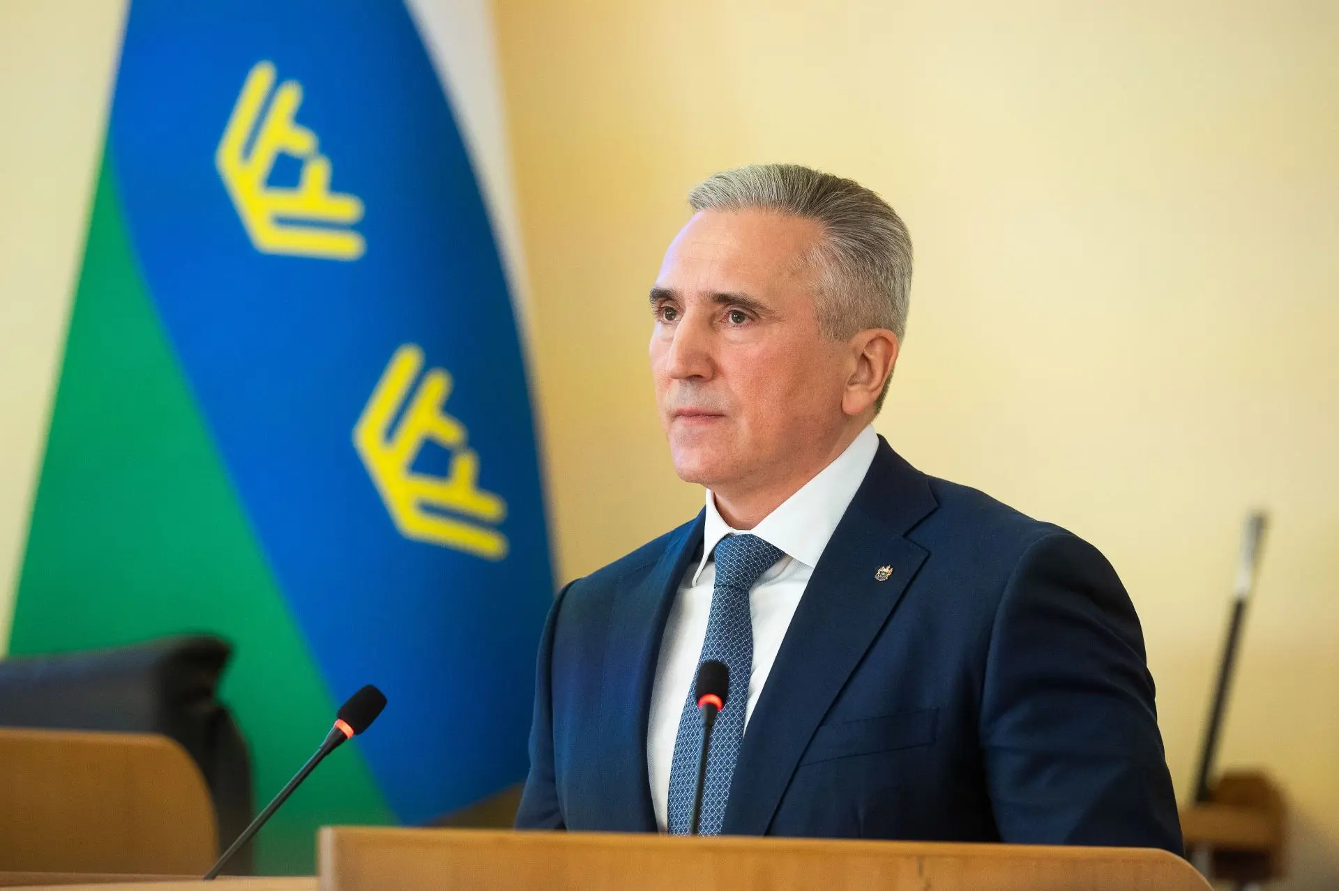Александр Моор рассказал об итогах работы правительства за 2025 год депутатам Тюменской...