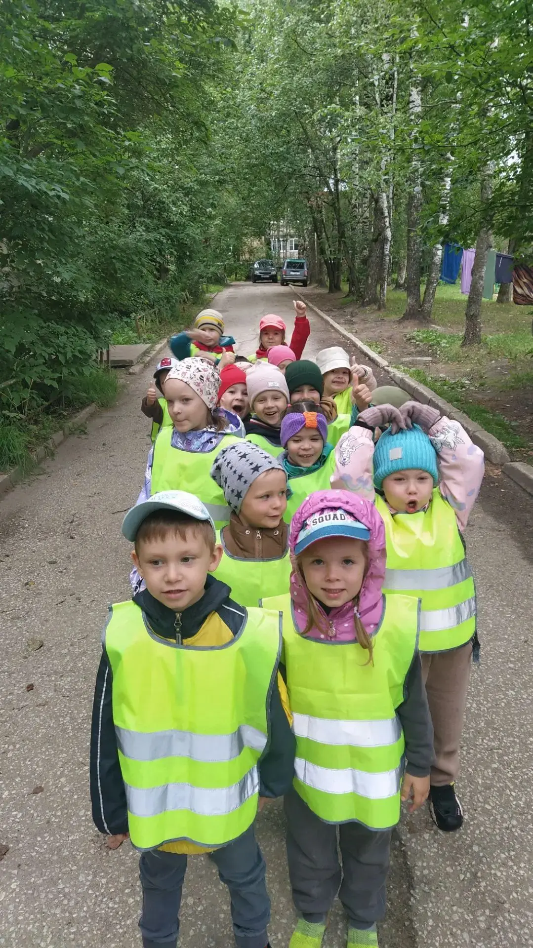 🌈🦋 Лето — это маленькая жизнь! 🦋🌈

Лучший способ перезагрузиться после рабочей недели — выбратьс