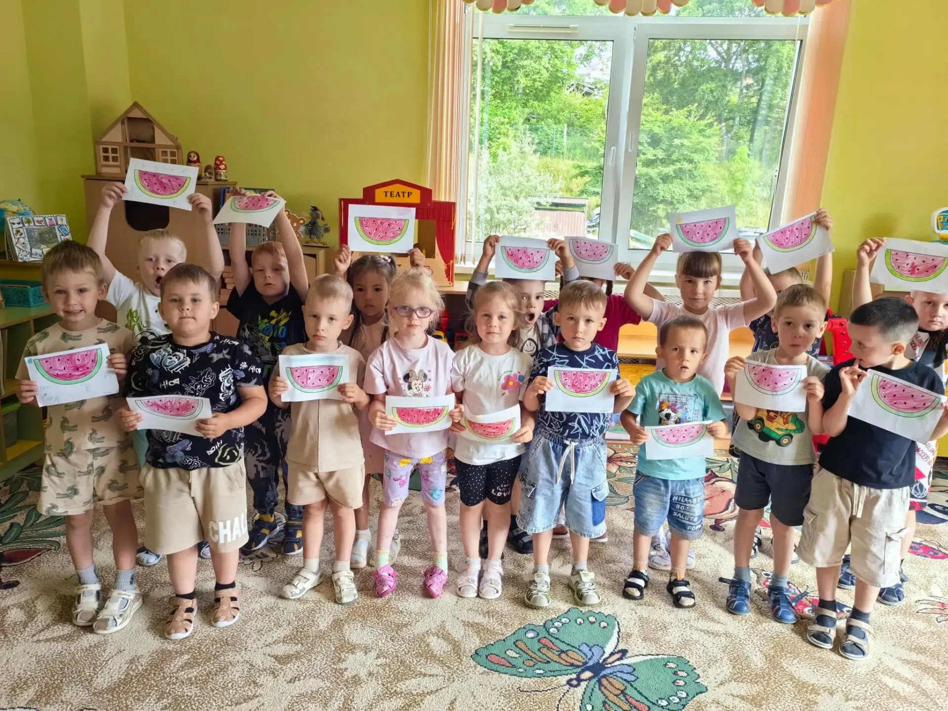 🍉🍉🍉Сегодня, 3 августа, весь мир отмечает День арбуза! Наши старшие дошколята решили ...