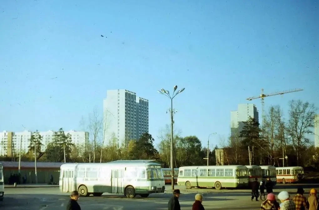📸 Вид на 10-й микрорайон от станции Крюково, 1978 г.