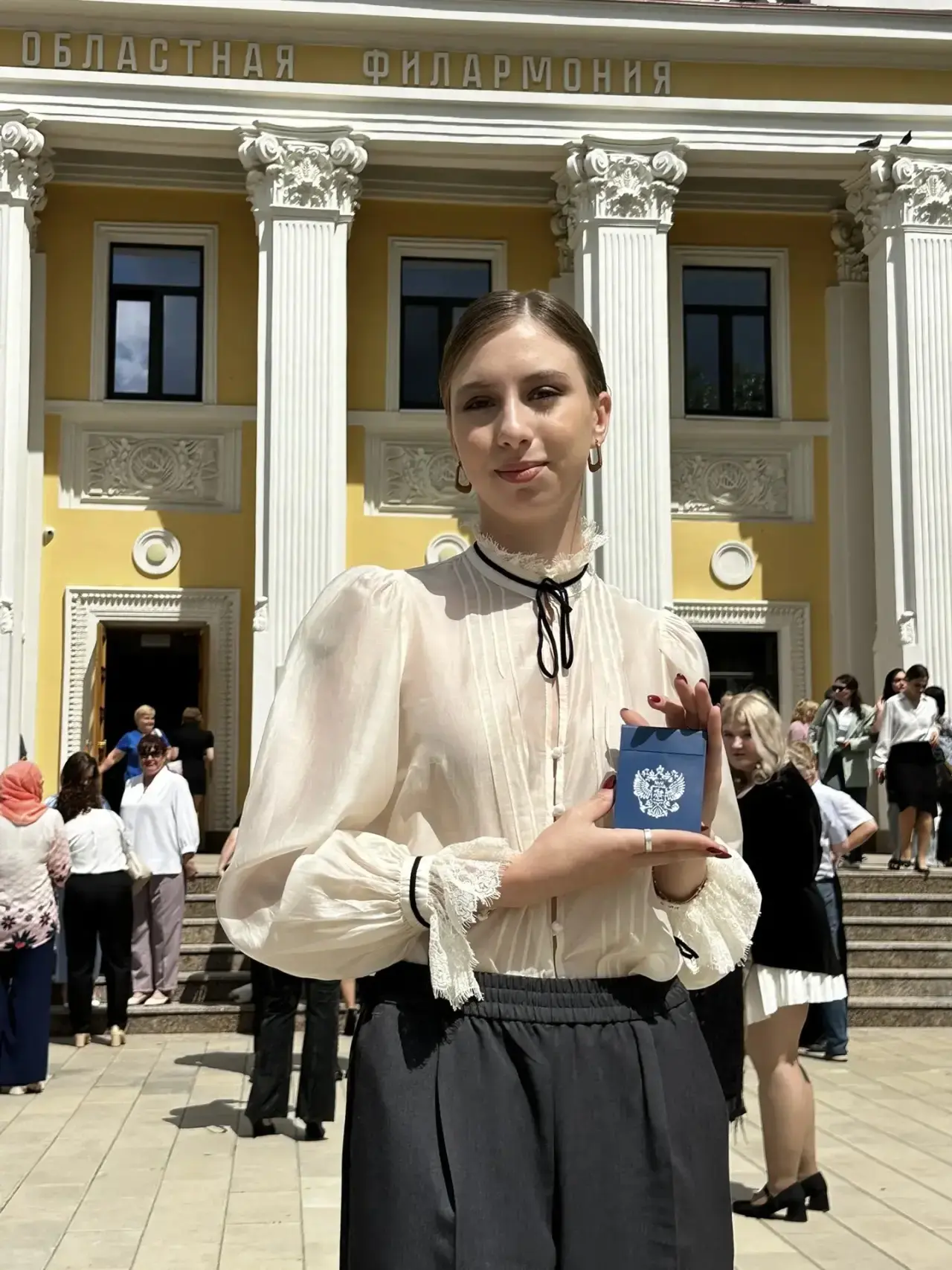 Вчера, 24 июня, в Оренбурге прошло награждение выпускников — обладателей золотых и серебряных медале