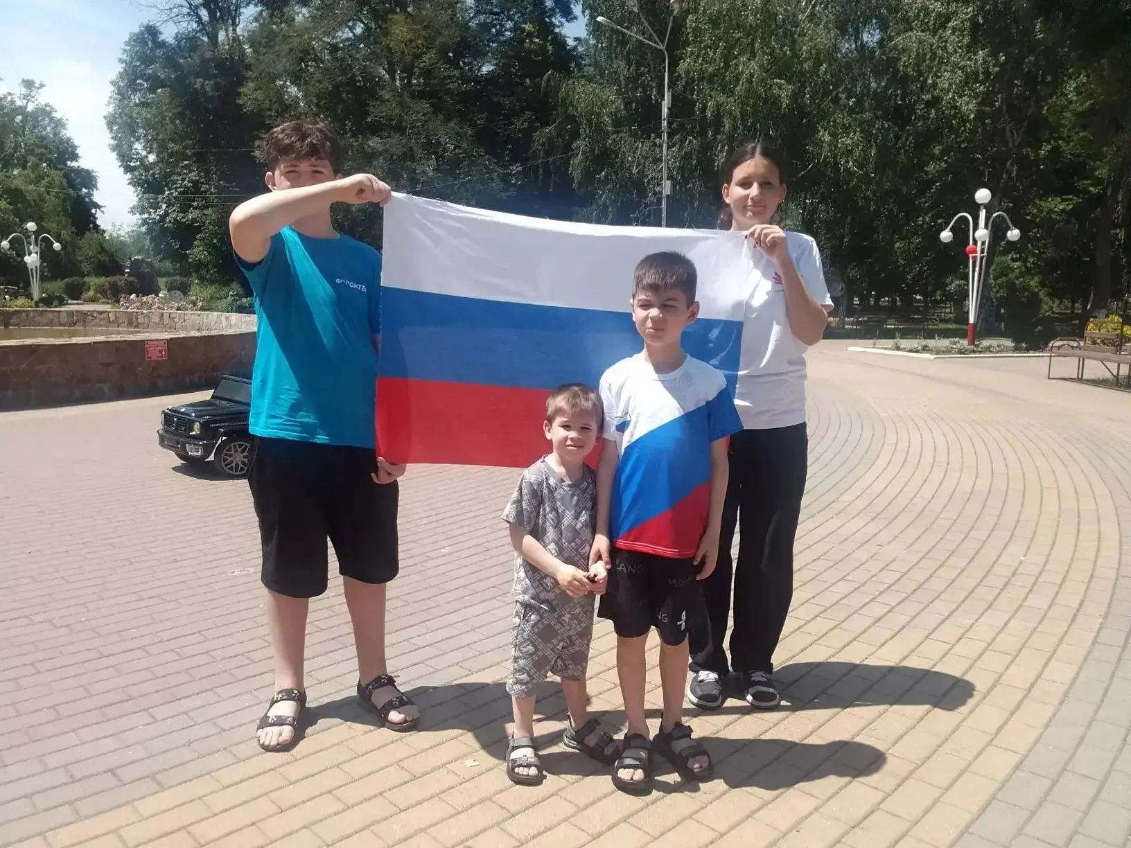 🇷🇺 Молодые семьи Новокубанского района — в центре праздничных событий!

В рамках празднования Дня 