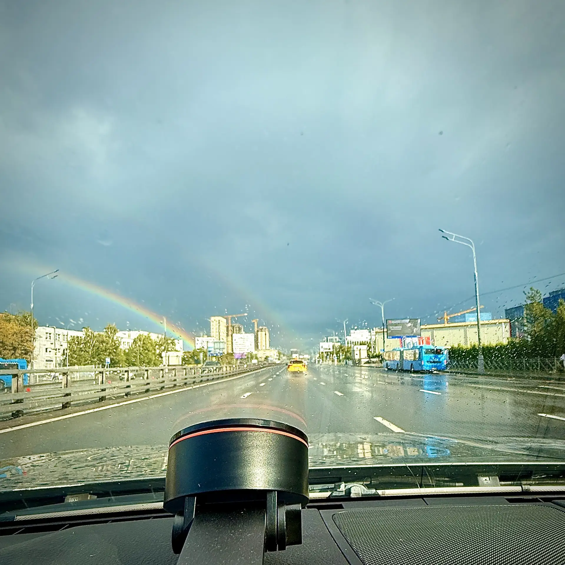 А в Москве двойная радуга 🌈 🌈