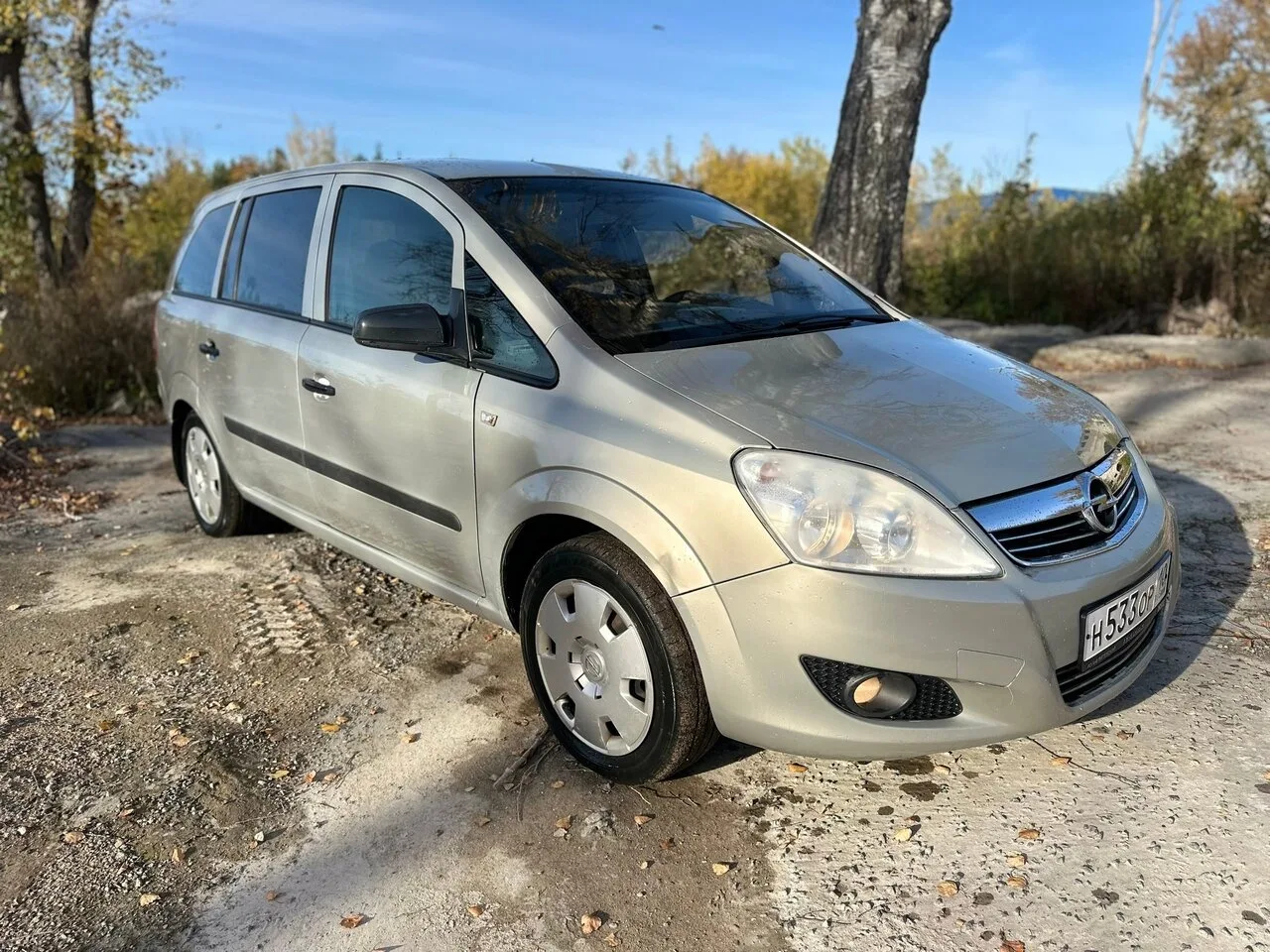 Opel Zafira B, 1.6 MT (115 л.с.)
