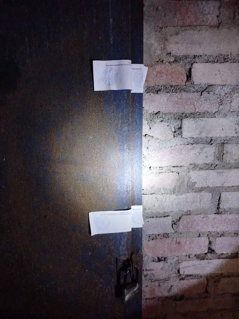🗝 Приставы в Екатеринбурге вернули владельцу «захваченную» соседом овощную яму