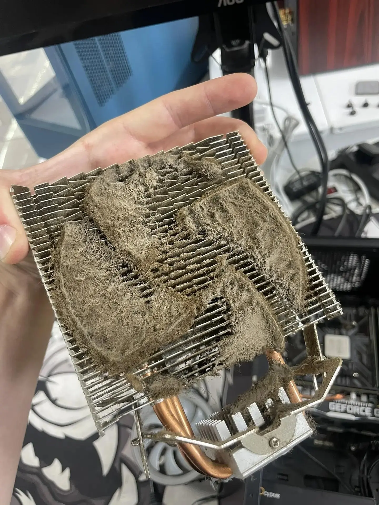 Принесли системник на замену процессора с ryzen 3 3200g на ryzen 5 5600, процессор подо...