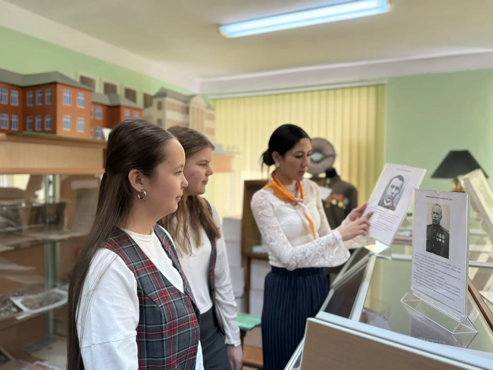 🕯 День памяти о геноциде советского народа: голос блокадного Ленинграда   Мы вспоминаем жертв геноци
