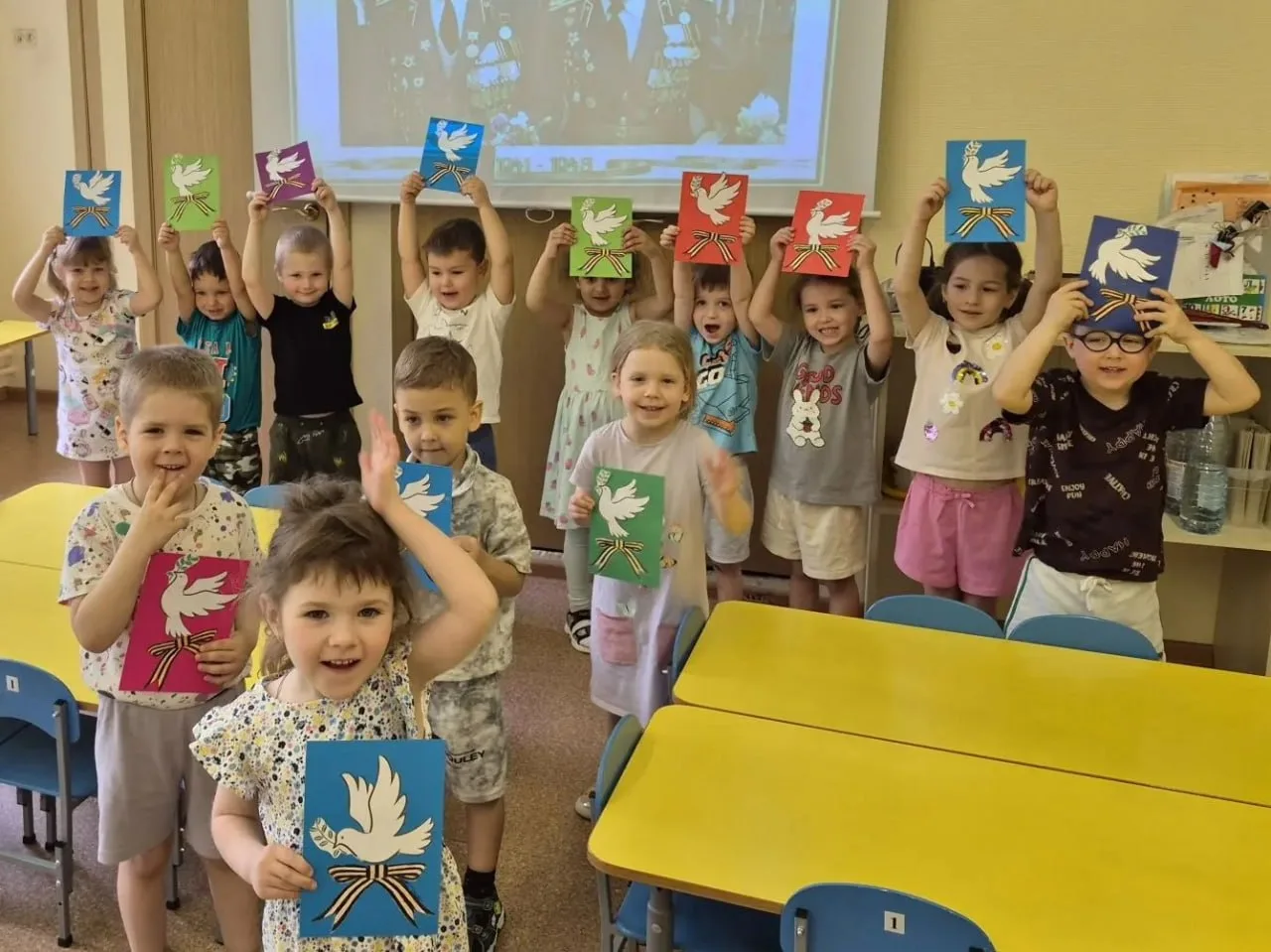 Победный май 🕊  💡 В дошкольных группах прошла череда мероприятий, посвященных Дню Победы. На них вос