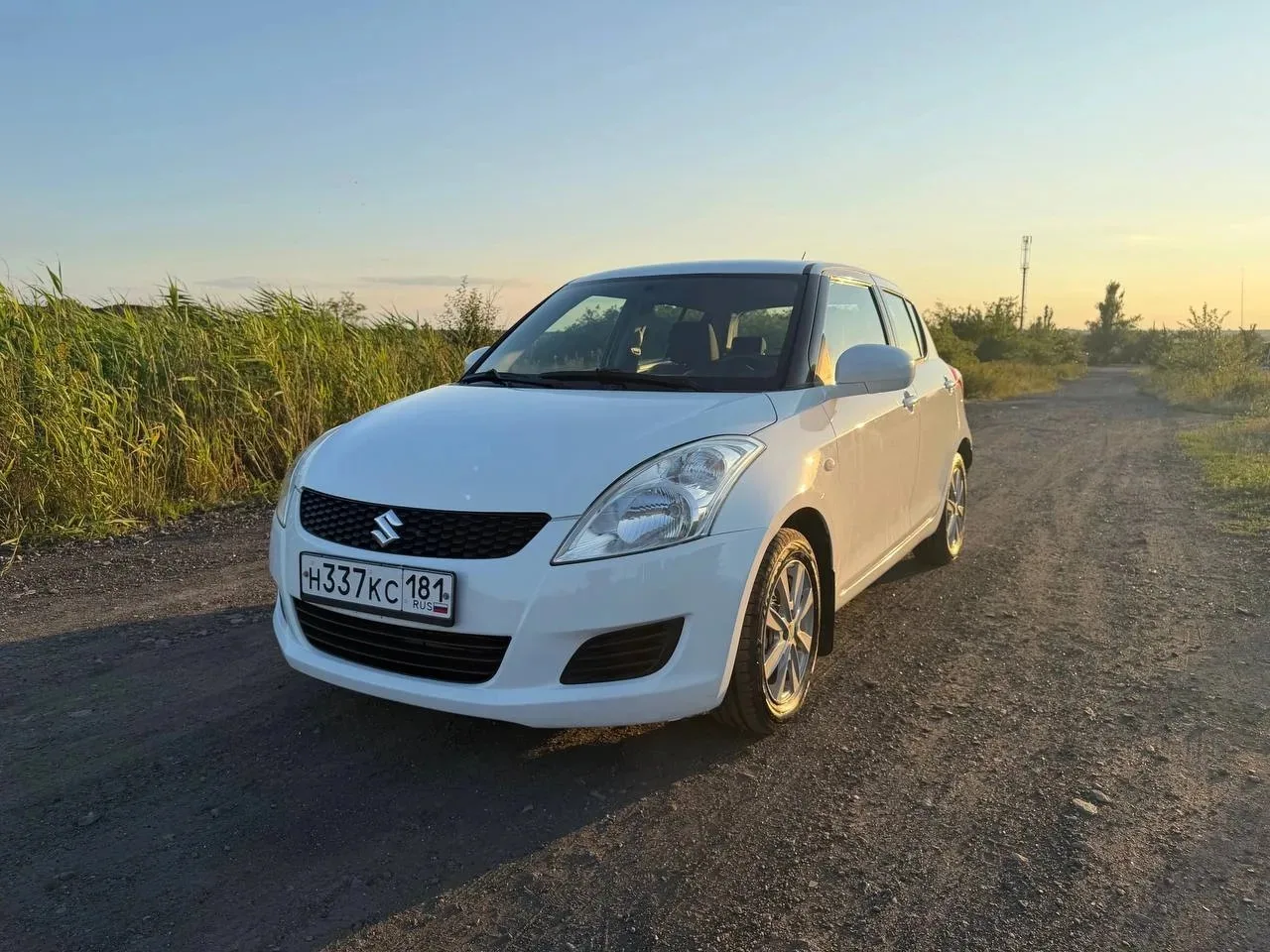 Suzuki Swift 2011год в идеальном состоянии в отличной комплектации!104 тыс.родного проб...